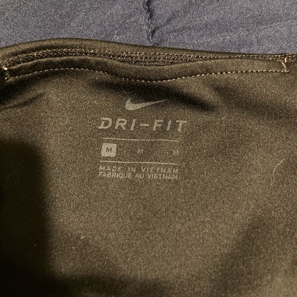 Nike ankle length leggings - Picture 3 of 3